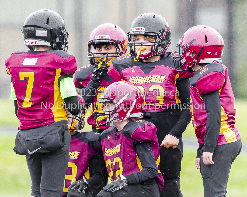 GVMFA Cowichan Bulldogs. Saanich Wolverines