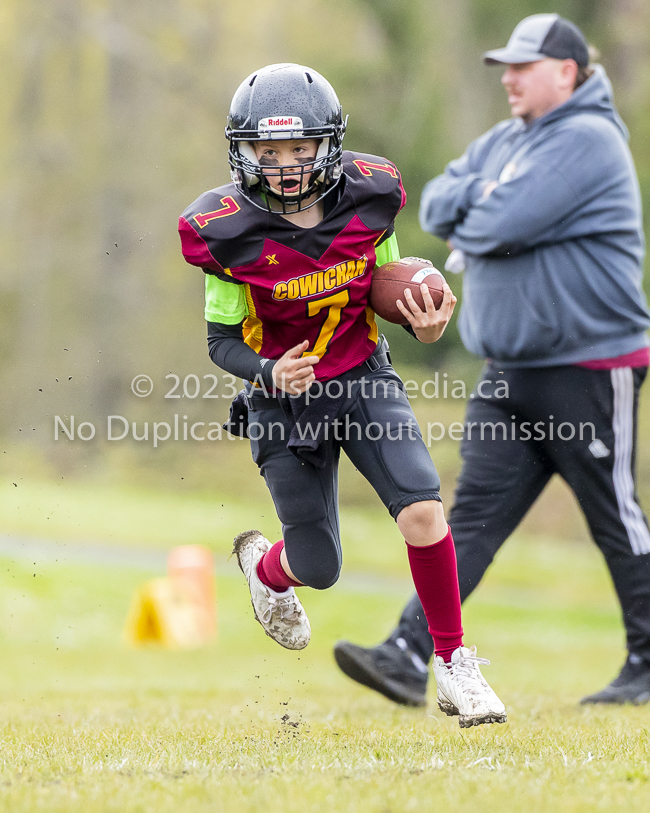 GVMFA Cowichan Bulldogs. Saanich Wolverines